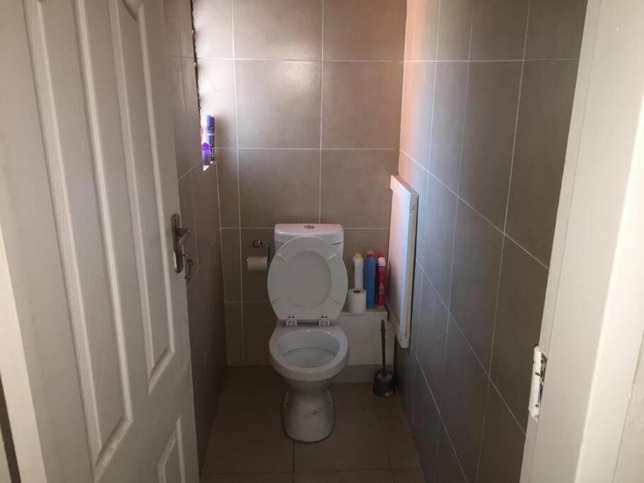 Spacious Zamtel Flat Lusaka Esterno foto