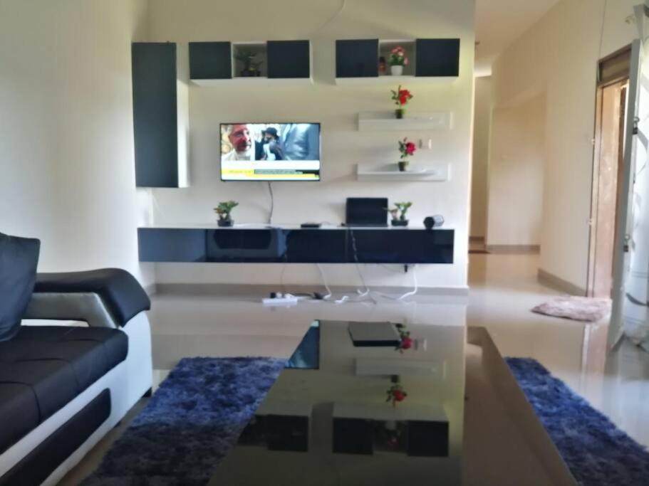 Spacious Zamtel Flat Lusaka Esterno foto