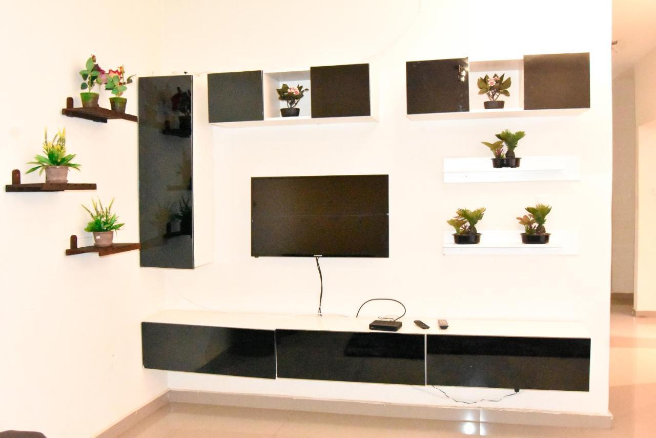 Spacious Zamtel Flat Lusaka Esterno foto